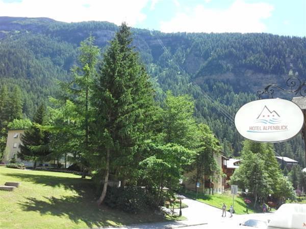Hotel Alpenblick-Leukerbad-Therme Экстерьер фото